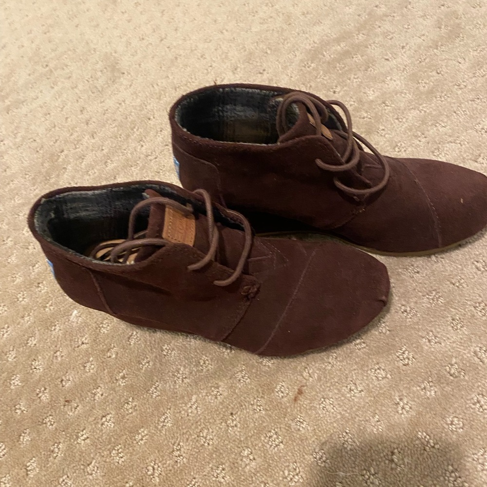 Toms wedges